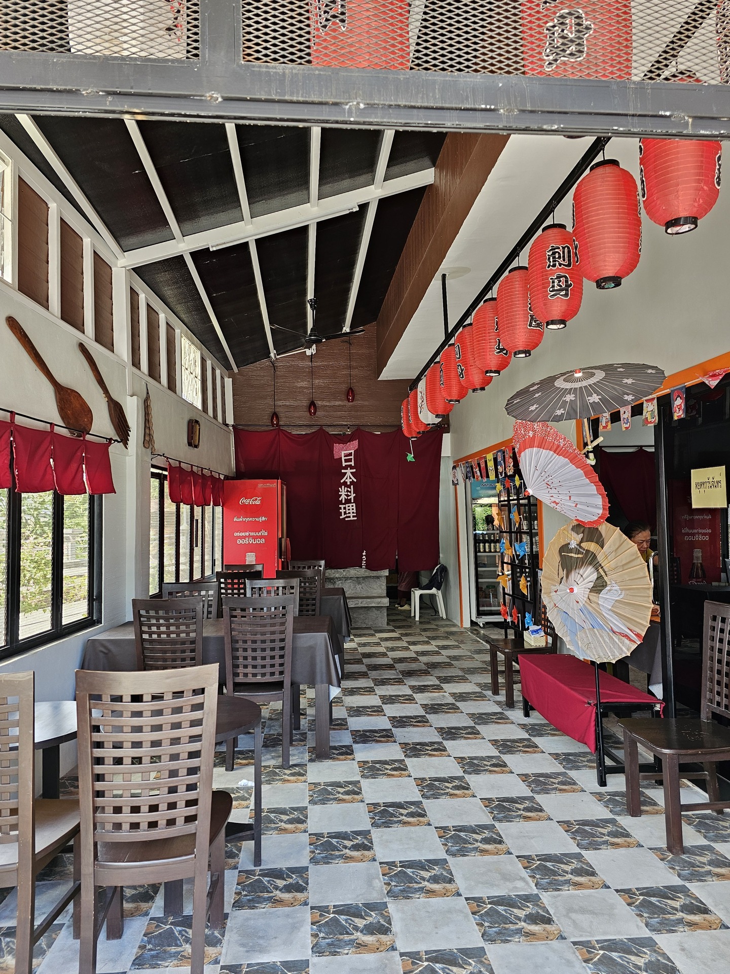 日本料理のお店の店内